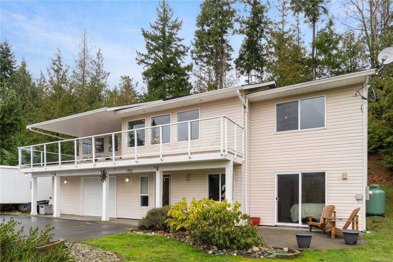 Qualicum Beach, BC V9K 2S3,1763 Martini Way