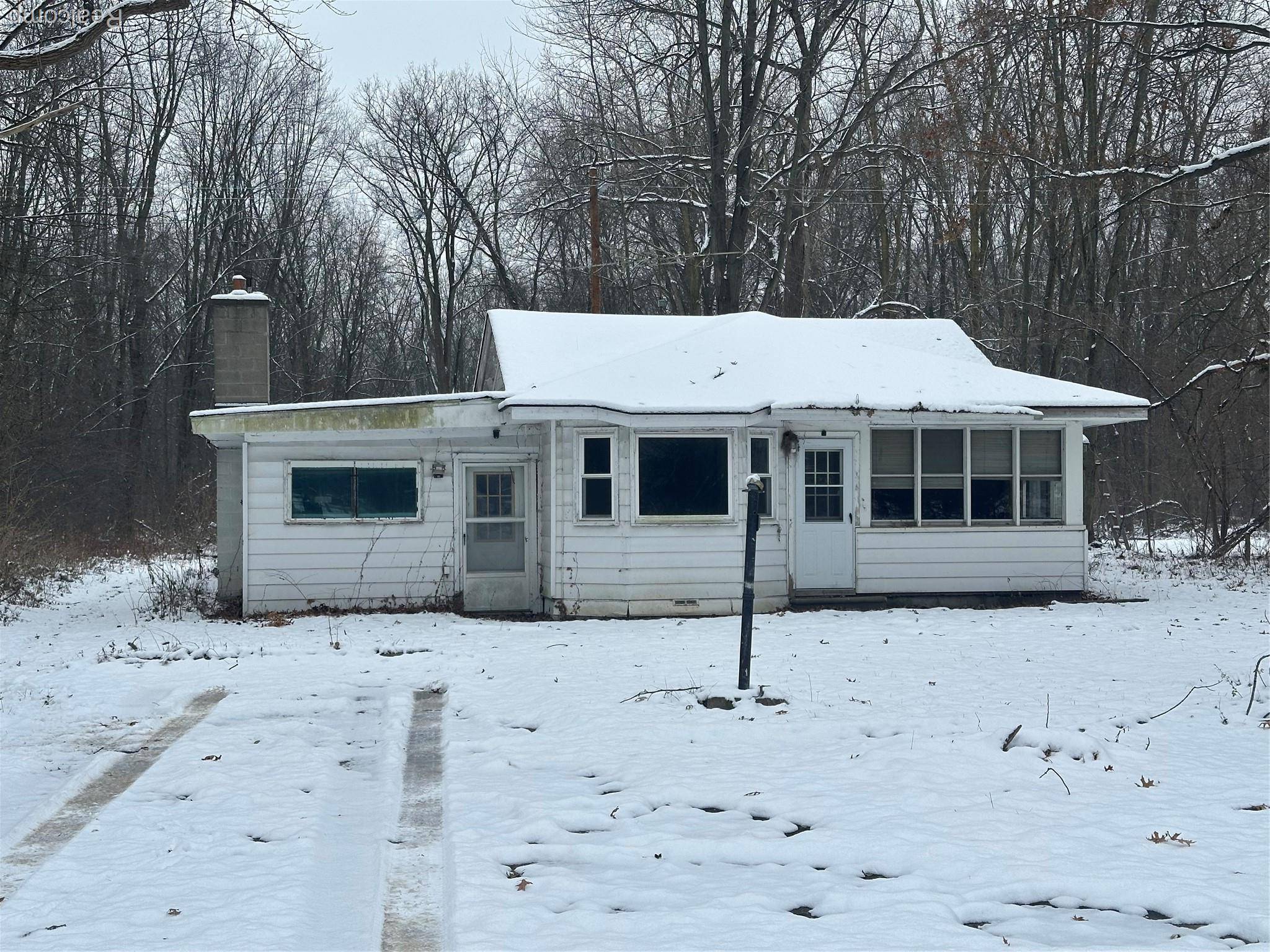 Romulus, MI 48174,37207 Ecorse RD