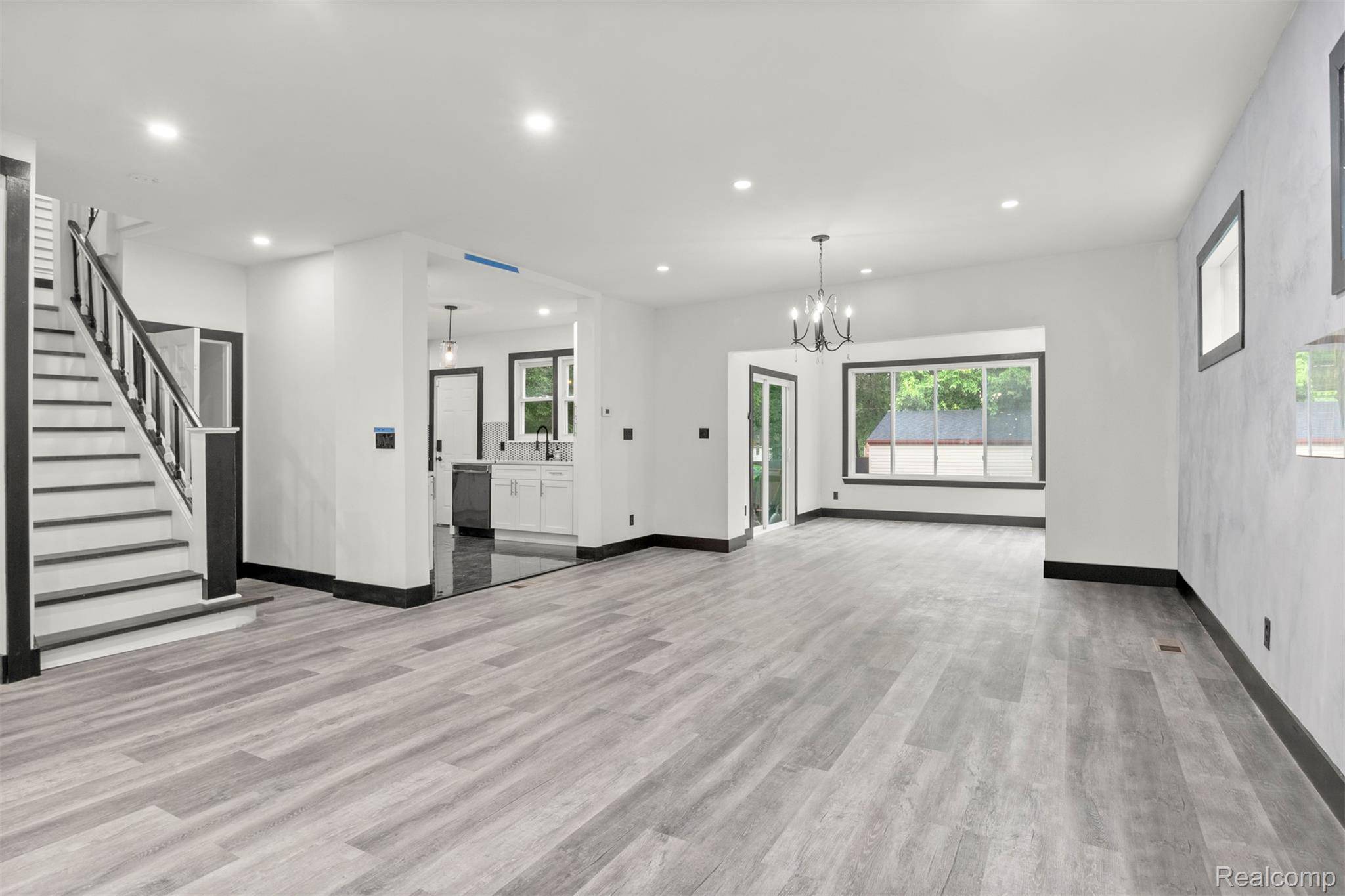 Detroit, MI 48206,2283 Lamothe ST