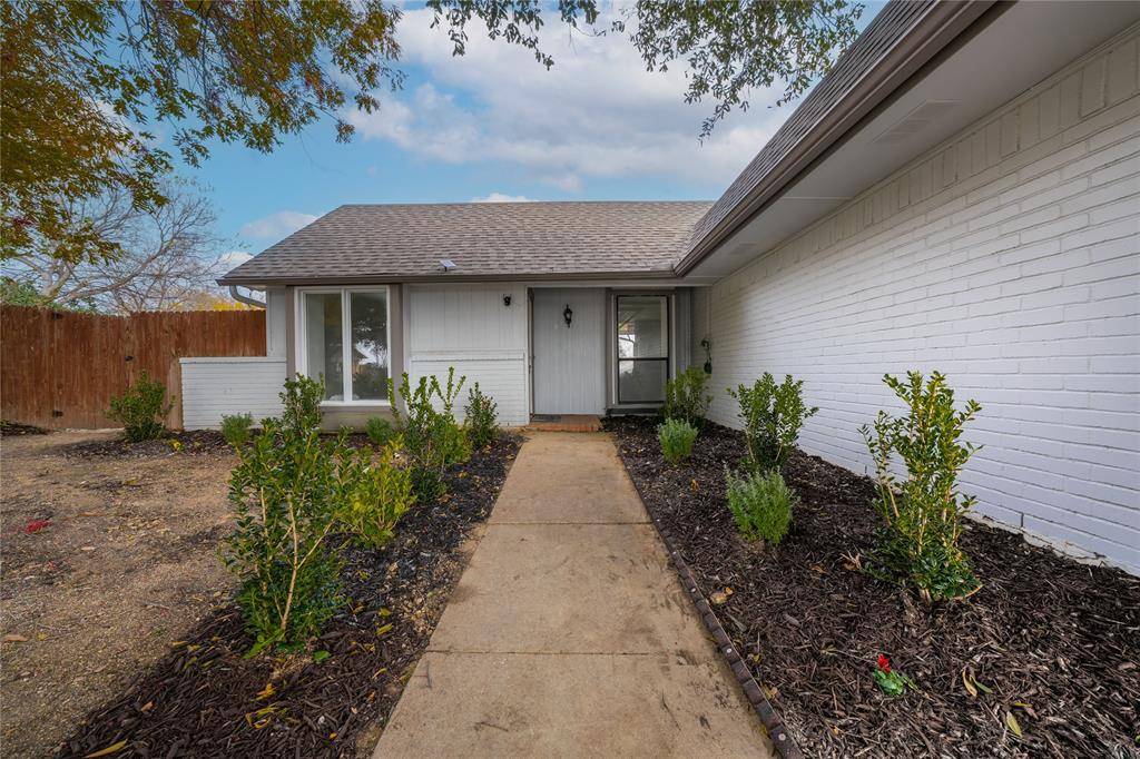 Fort Worth, TX 76116,8812 S Normandale Street