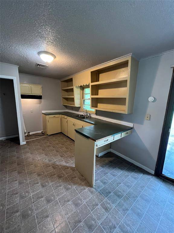 Shreveport, LA 71106,911 Windsor Drive