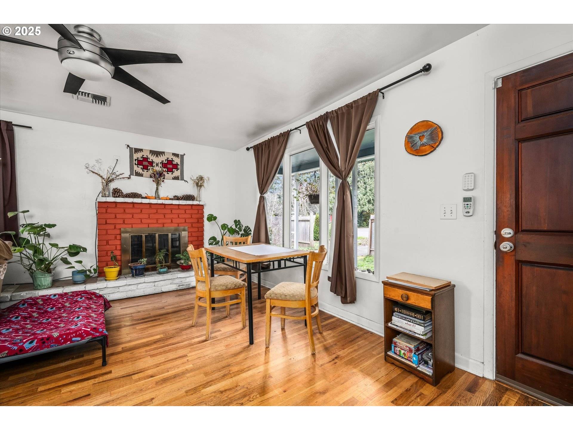 Eugene, OR 97401,1735 MINDA DR