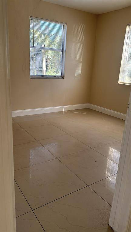 Riviera Beach, FL 33404,3734 Avenue S