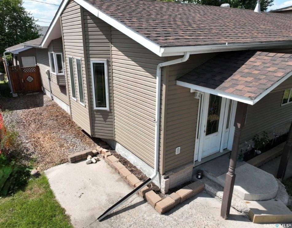 Hudson Bay, SK S0E 0Y0,513 Hudson STREET