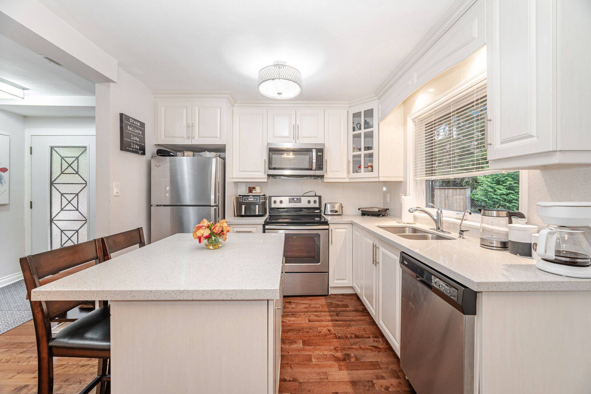 Mississauga, ON L5J 1P4,2259 Wiseman CT