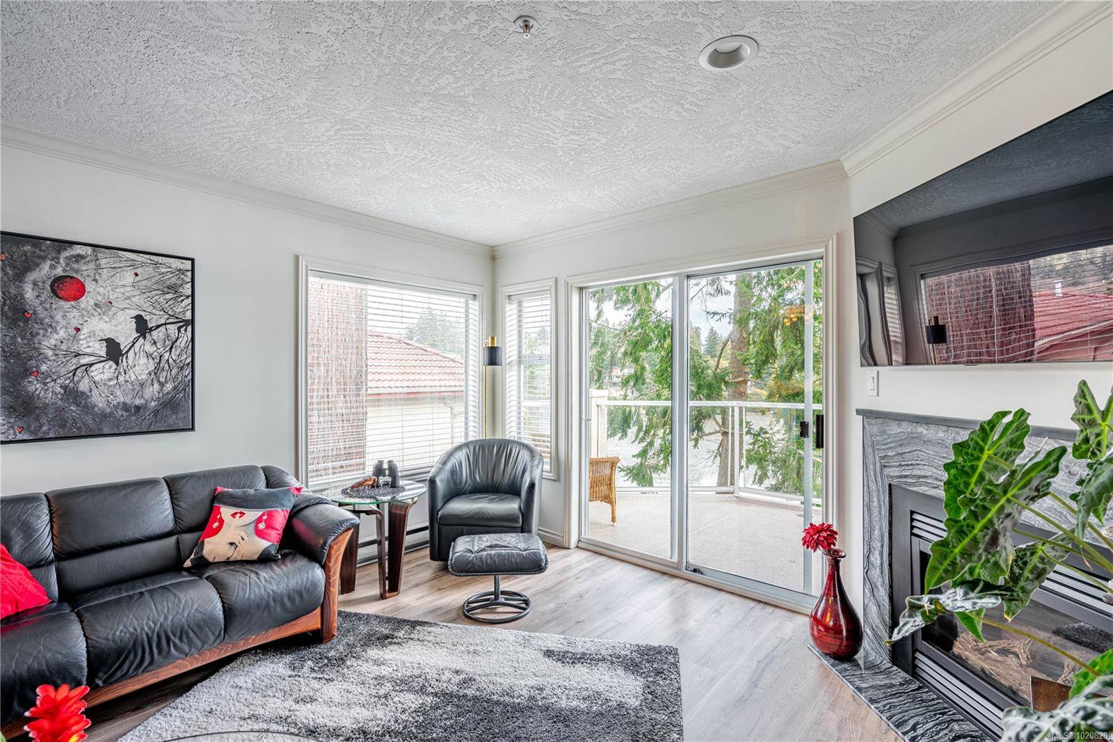 View Royal, BC V9B 1V6,1 Buddy Rd #306