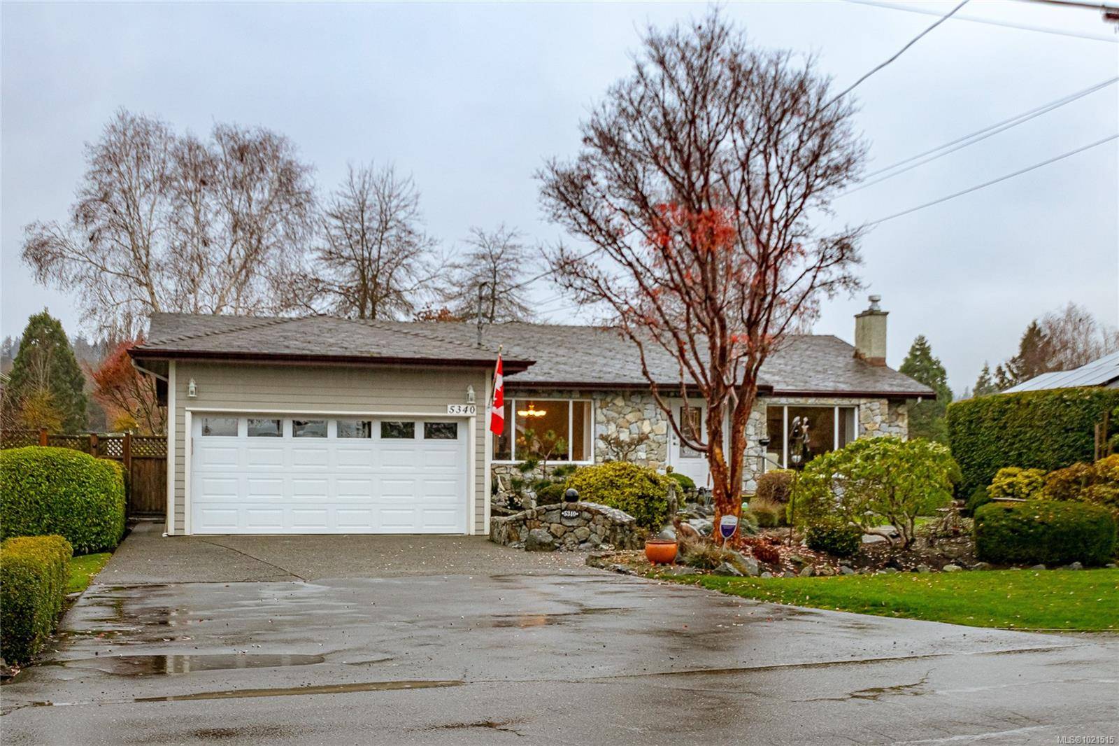 Saanich, BC V8Y 2M9,5340 Parker Ave
