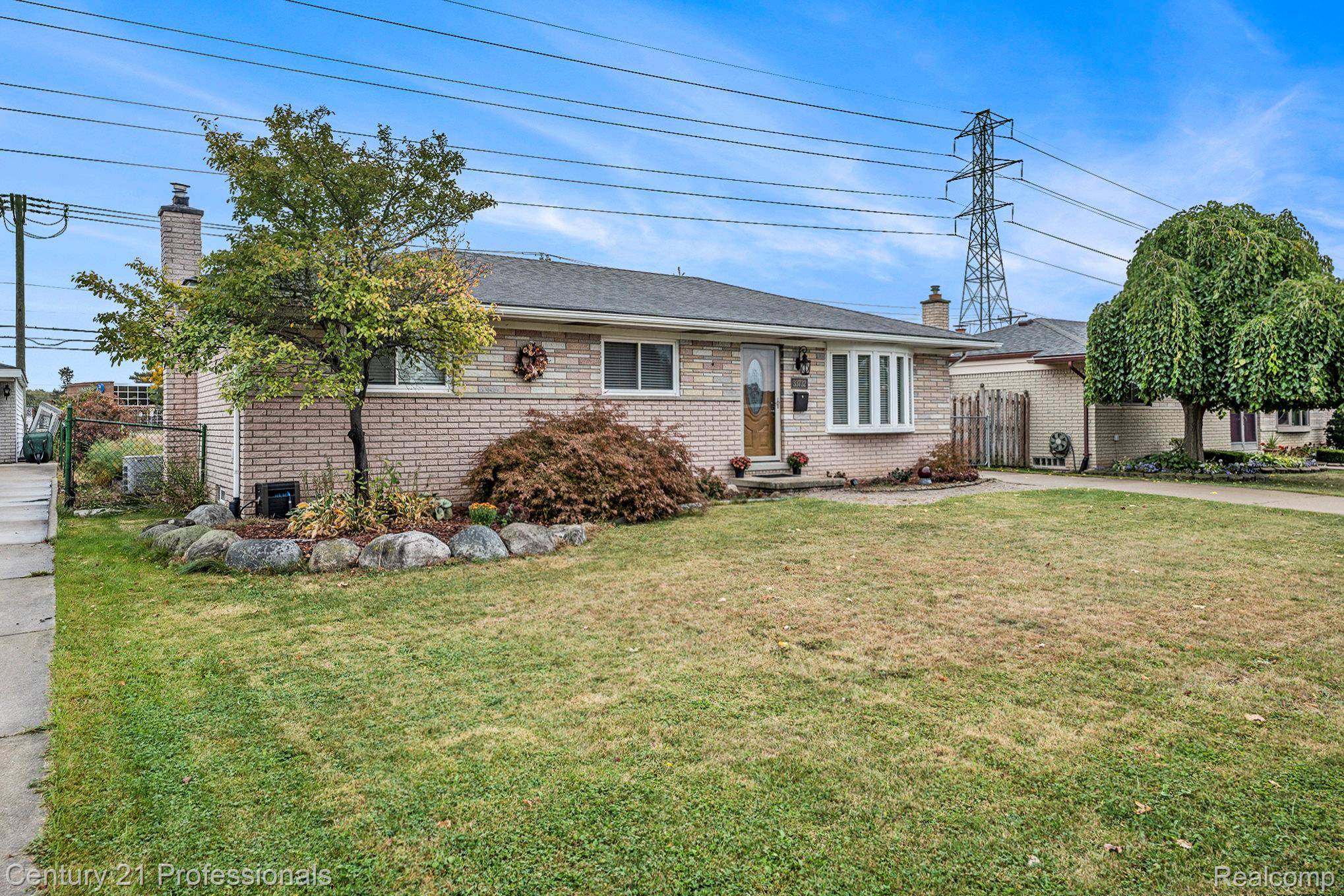 Sterling Heights, MI 48312,33732 Stonewood DR