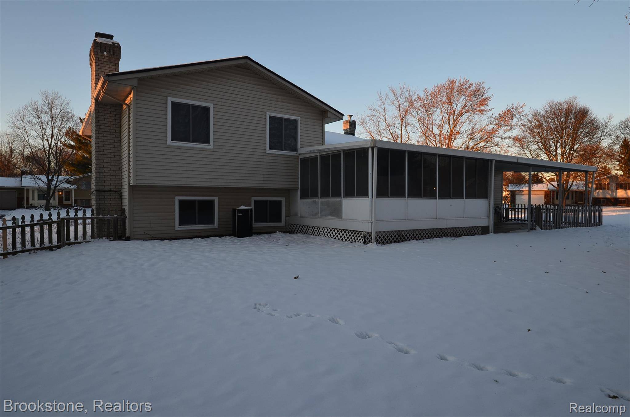 Clarkston, MI 48346,7244 Chapel View DR