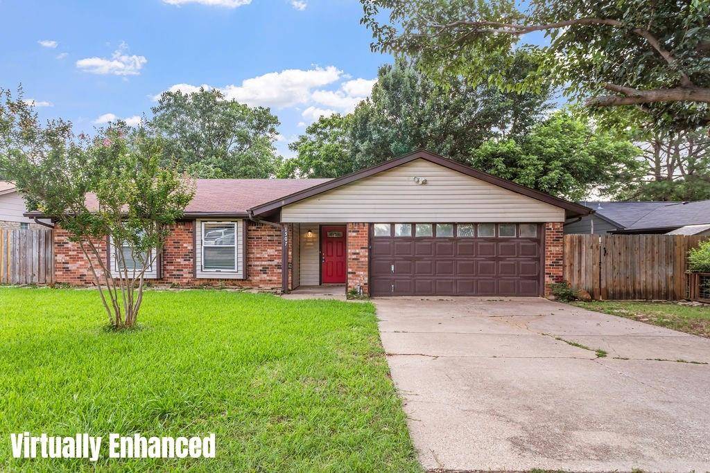 Grapevine, TX 76051,1507 Cimarron Trail