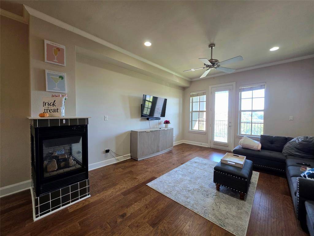 Fort Worth, TX 76109,2800 Sandage Avenue #206