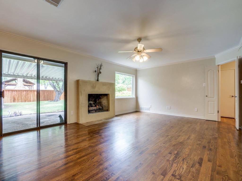 Dallas, TX 75229,3731 Vancouver Drive