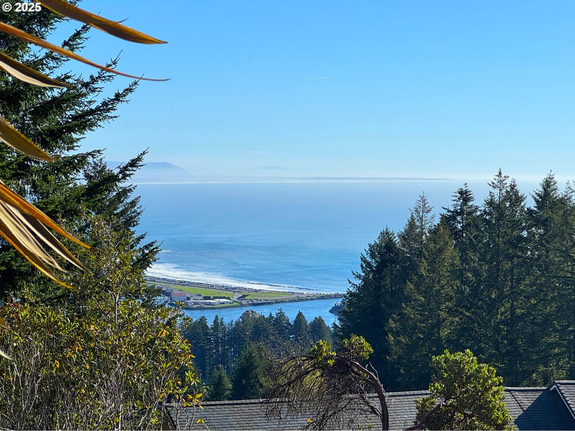 Brookings, OR 97415,97661 MARINA HEIGHTS LOOP