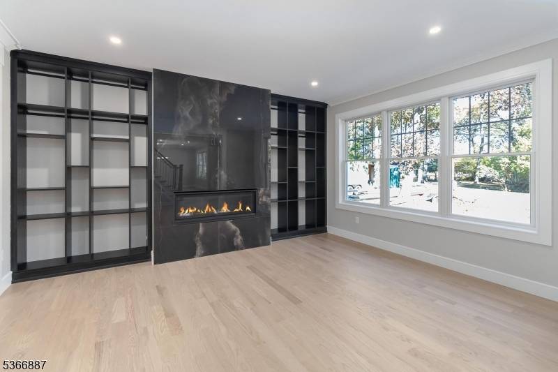 Wyckoff Twp., NJ 07481,520 Clinton Ave