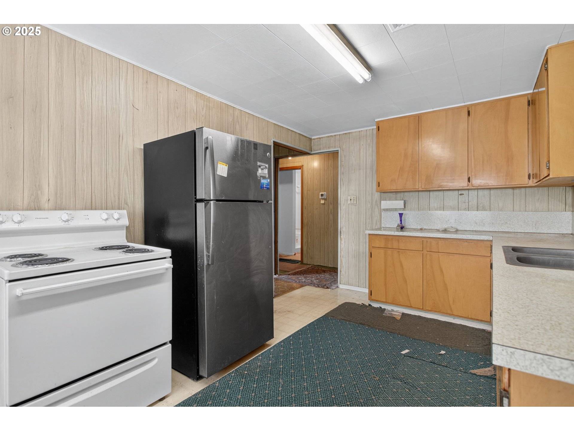 Springfield, OR 97478,4916 E ST