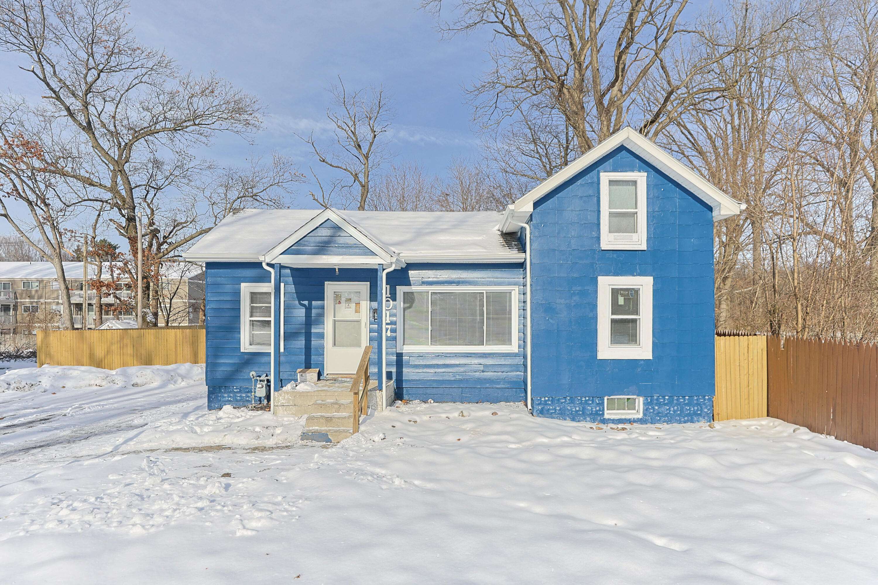 Niles, MI 49120,1017 Burns ST