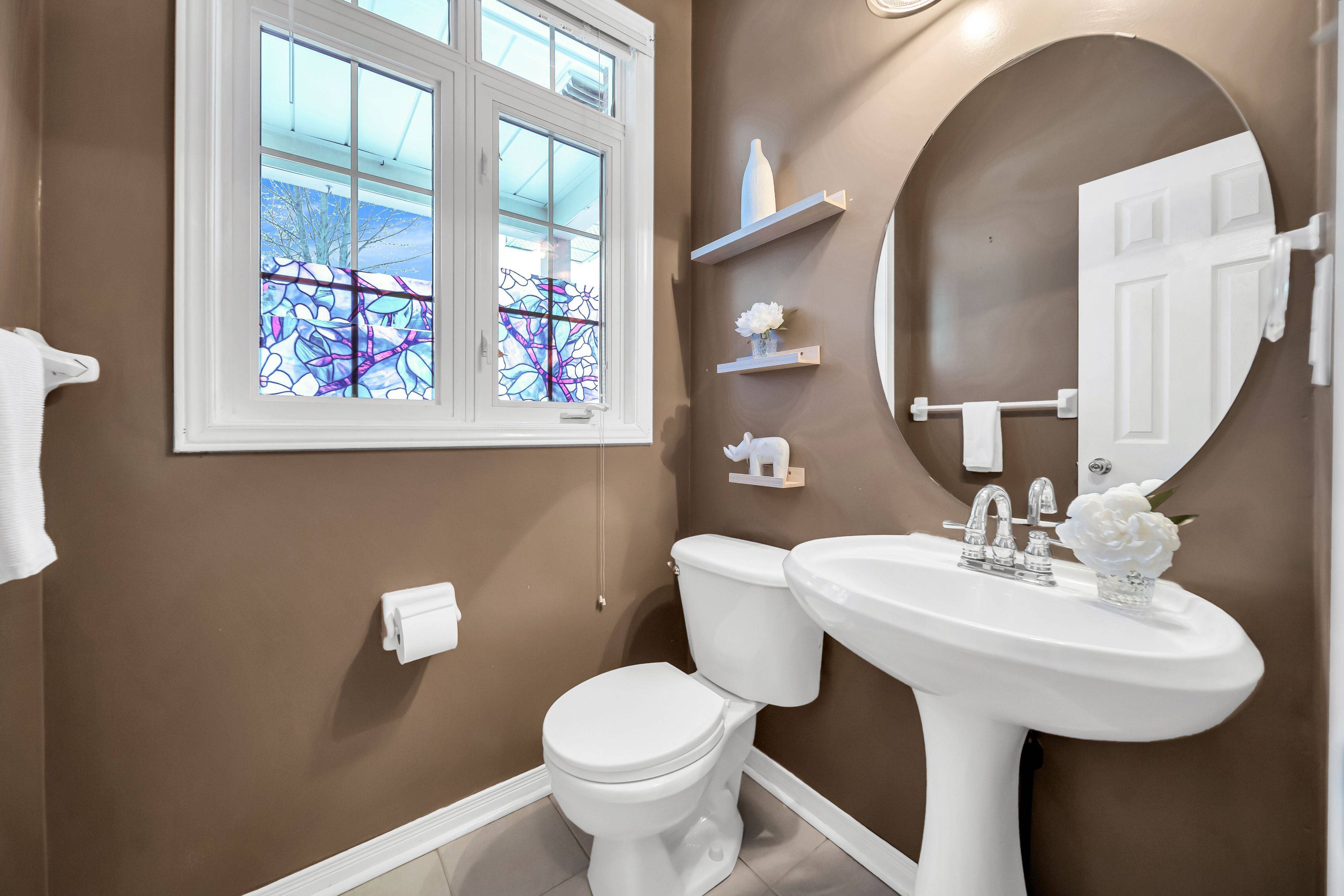 Oshawa, ON L1K 2M9,1187 Springbank DR