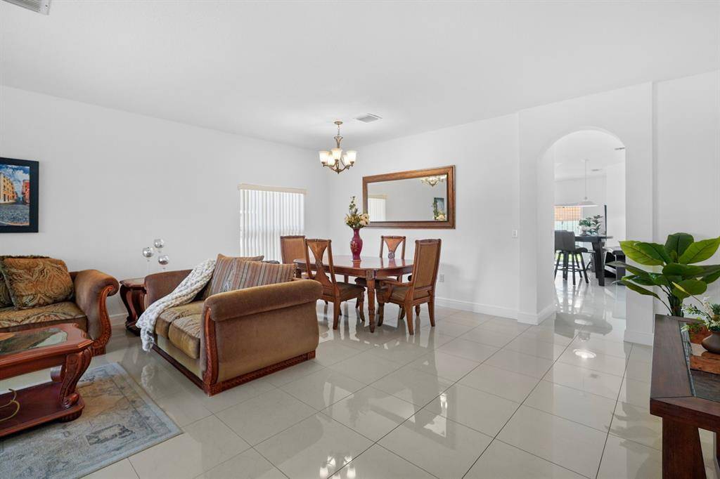 Miramar, FL 33027,13758 SW 31st St