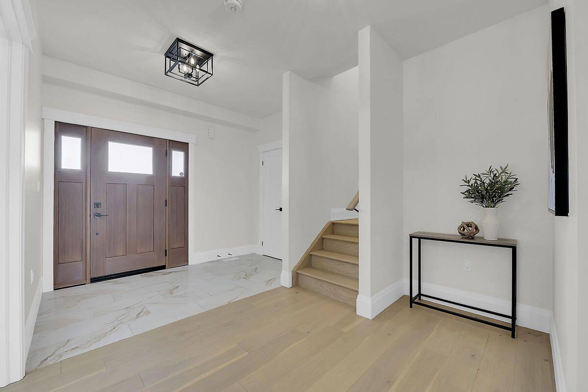 Hamilton, ON L0R 1W0,8184 Airport RD E