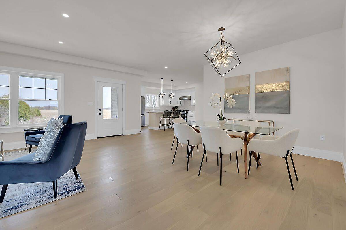 Hamilton, ON L0R 1W0,8184 Airport RD E