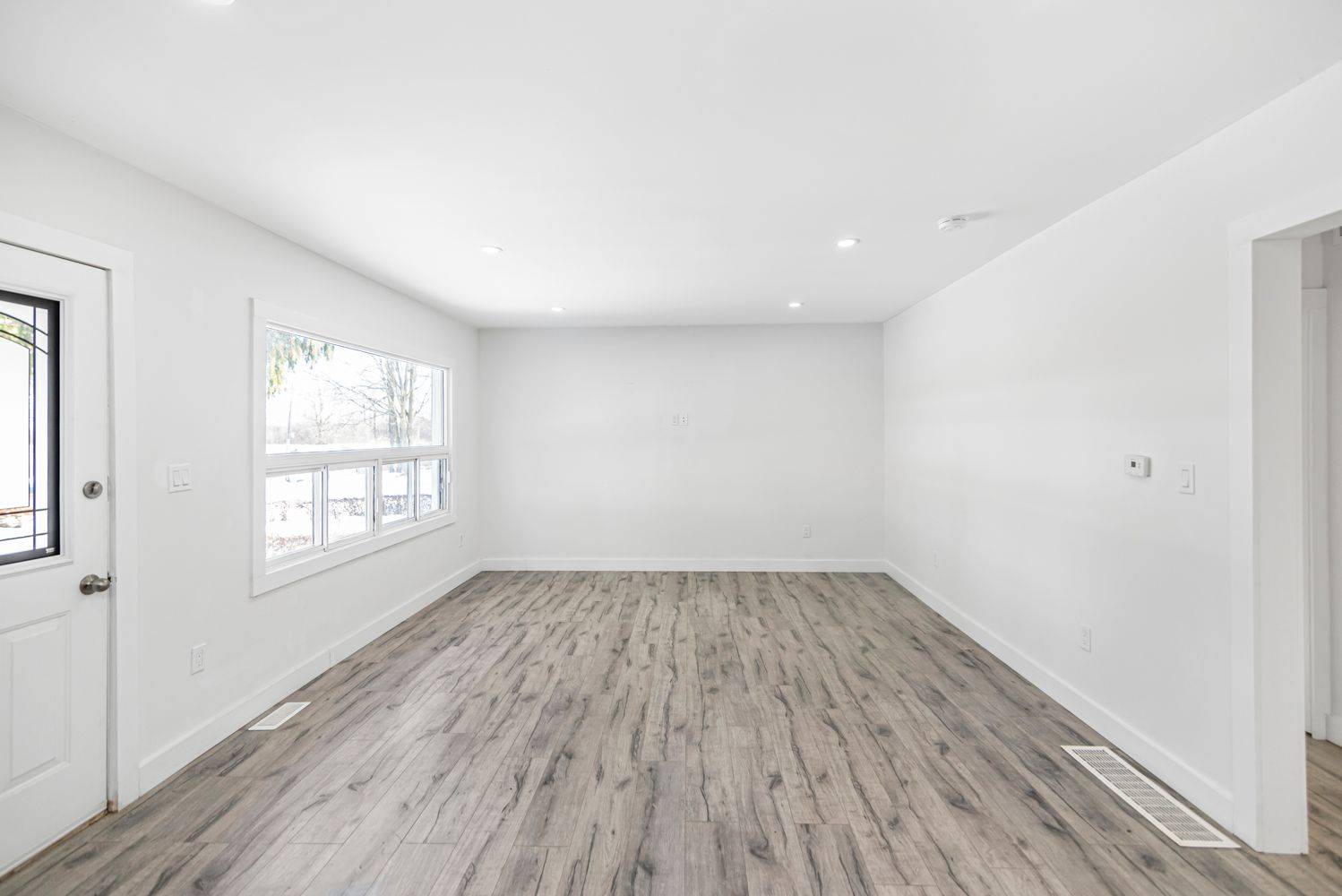 Hamilton, ON L8J 2W4,100 Green Mountain RD E