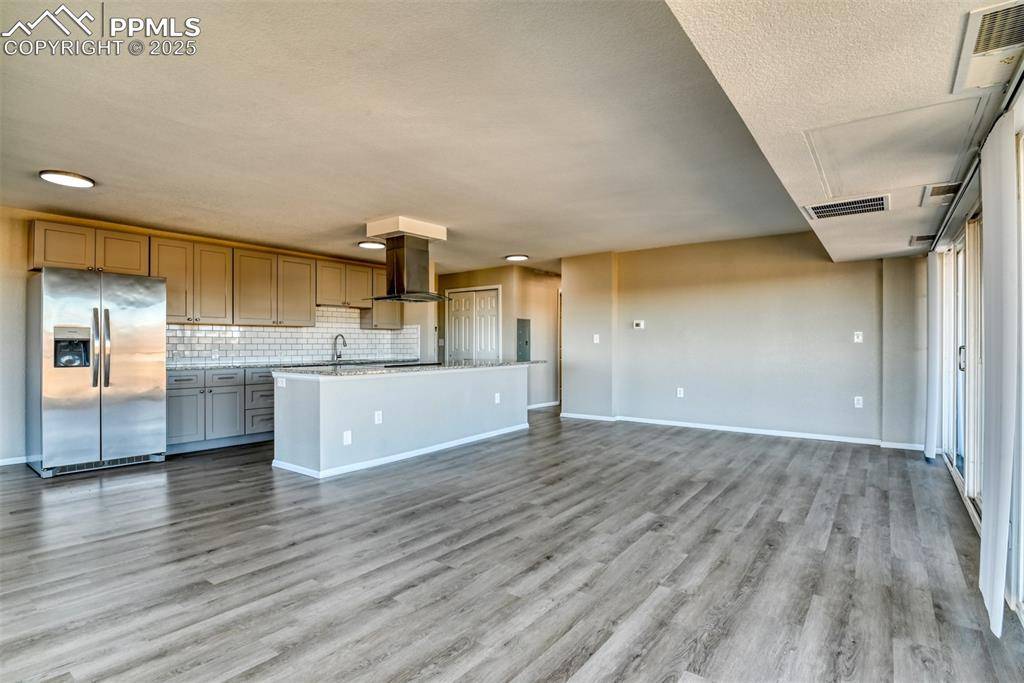 Colorado Springs, CO 80910,411 Lakewood CIR #B1016