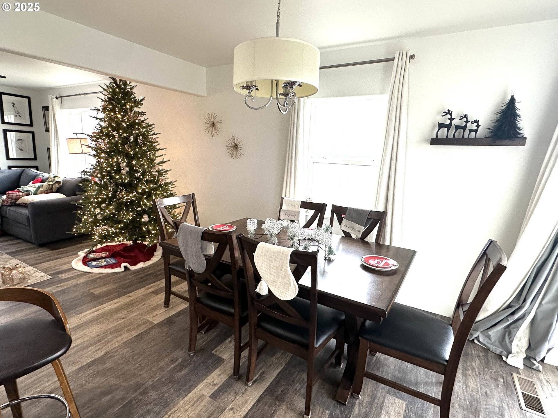 Irrigon, OR 97844,295 NE NINTH ST