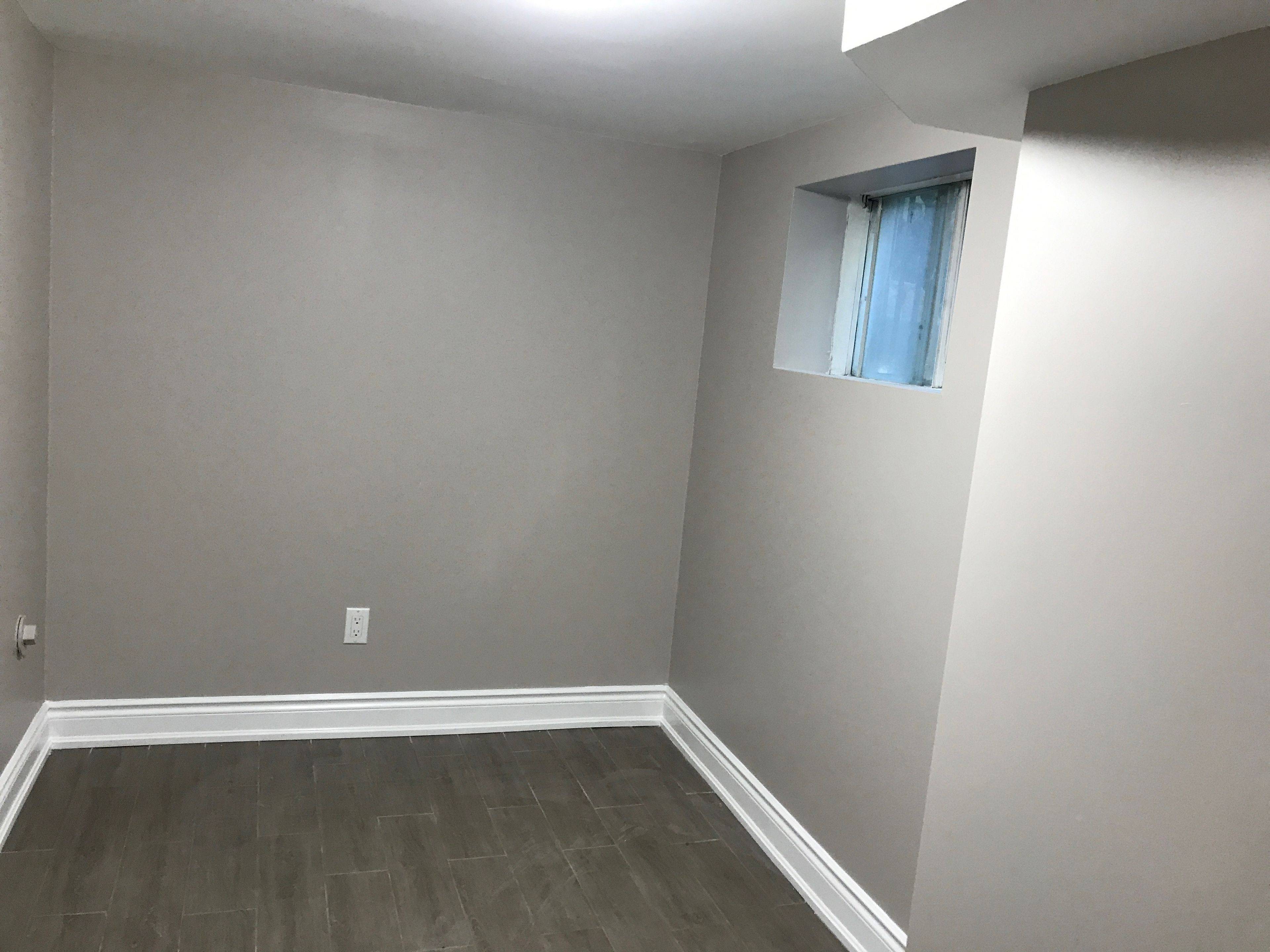 Toronto C01, ON M6H 1B3,1082 College ST