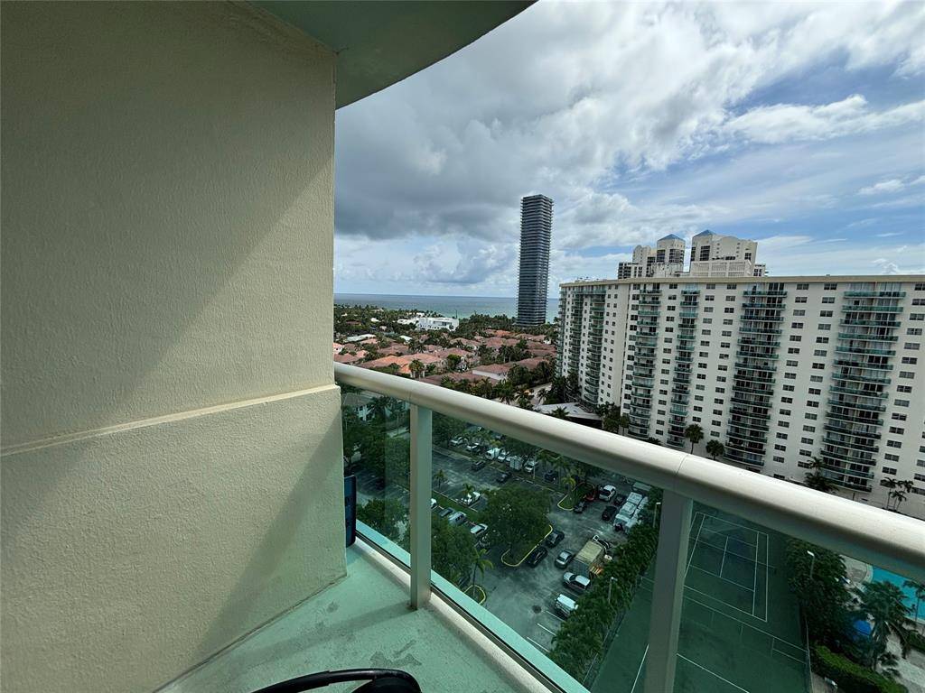 Sunny Isles Beach, FL 33160,19380 COLLINS AVE #1610