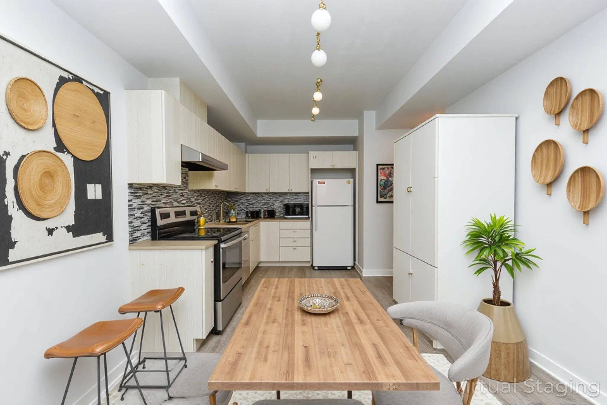 Brampton, ON L6Y 6H8,200 Malta AVE #42