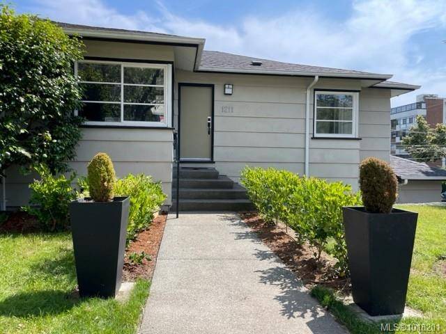 Victoria, BC V8V 3B3,1211 Fairfield Rd