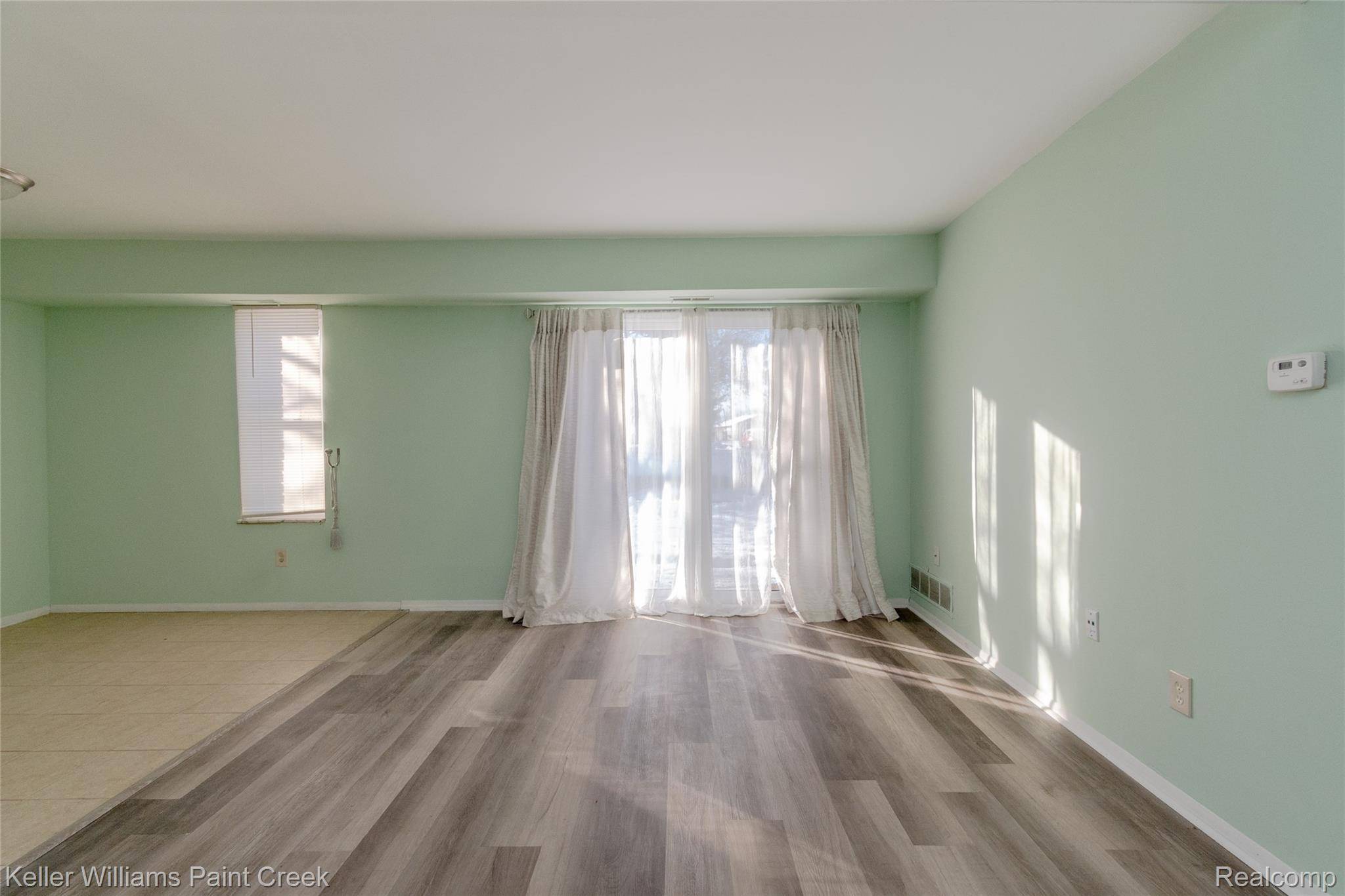 Farmington Hills, MI 48334,31993 W 12 Mile RD #109