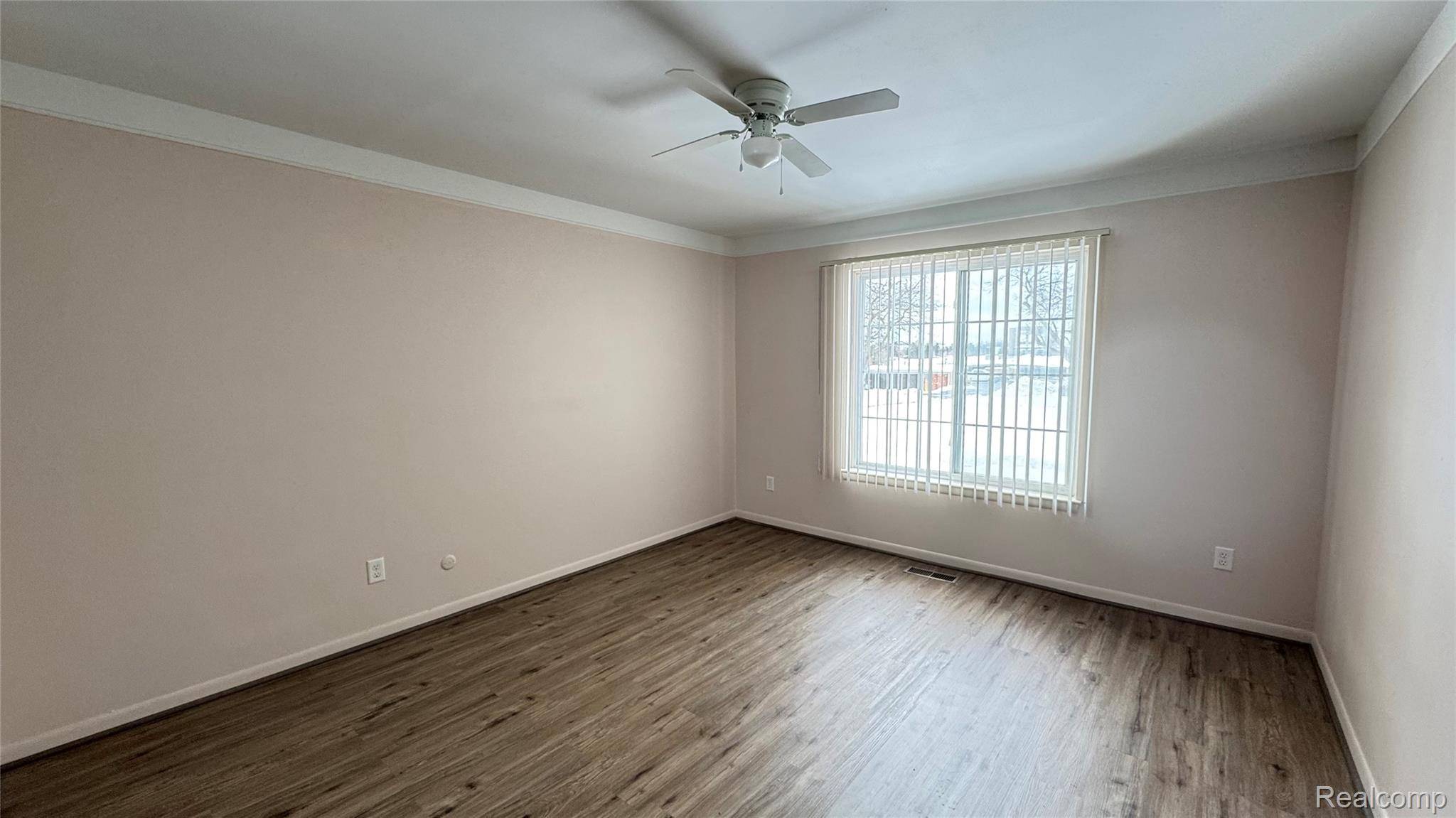 Bloomfield Hills, MI 48304,474 Fox Hills DR N