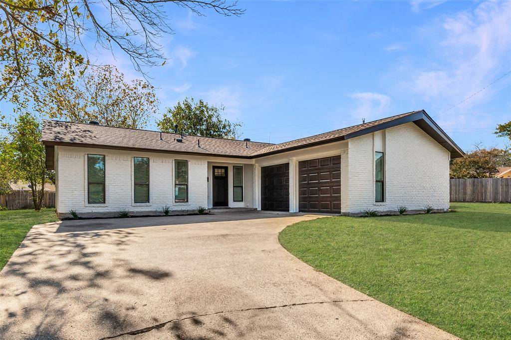 346 E Davis Circle, Duncanville, TX 75116