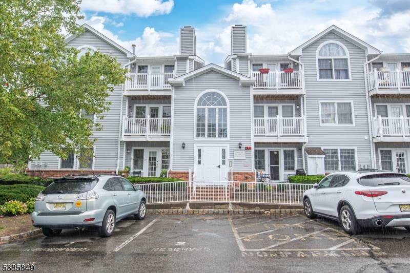 Montville Twp., NJ 07045,34 Genoble Rd