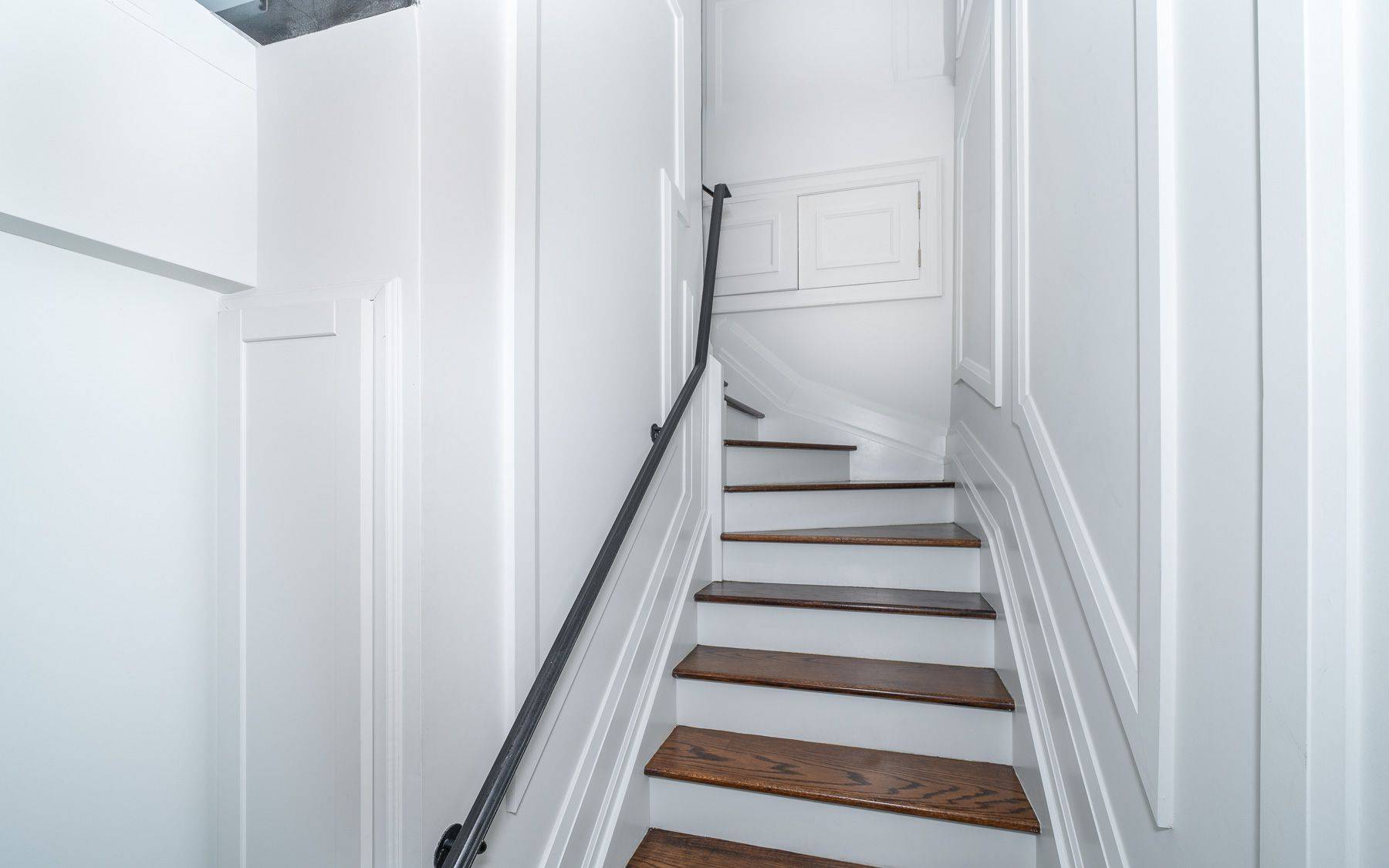 Toronto C10, ON M4S 1A9,310 Merton ST