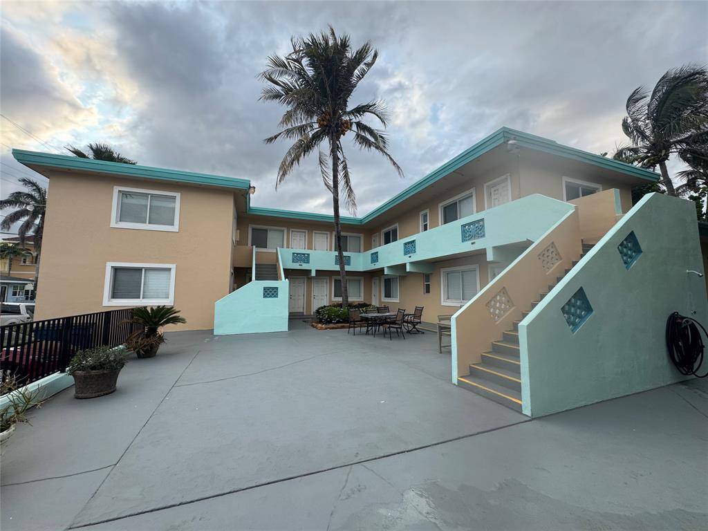 Hollywood, FL 33019,323 Monroe St #3