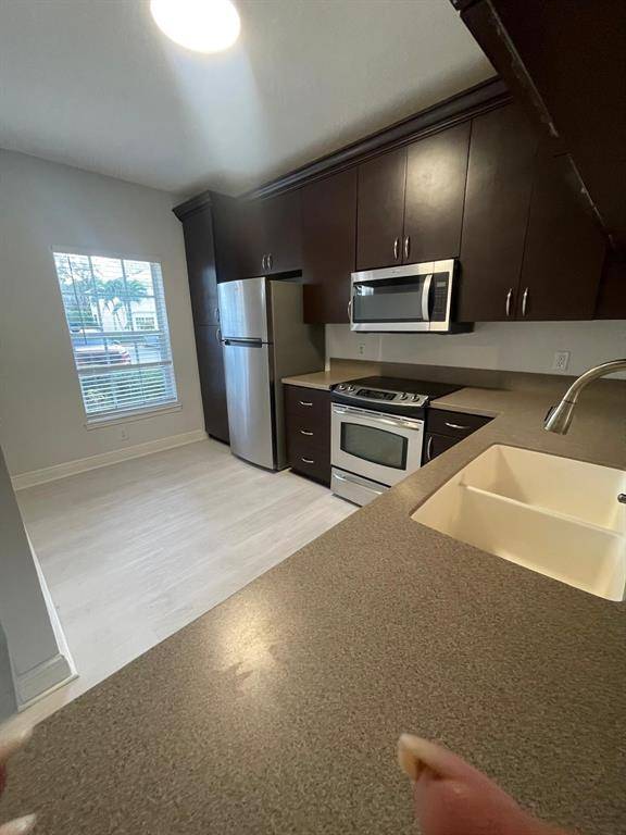 Coral Springs, FL 33076,9967 NW 56th Pl #9967