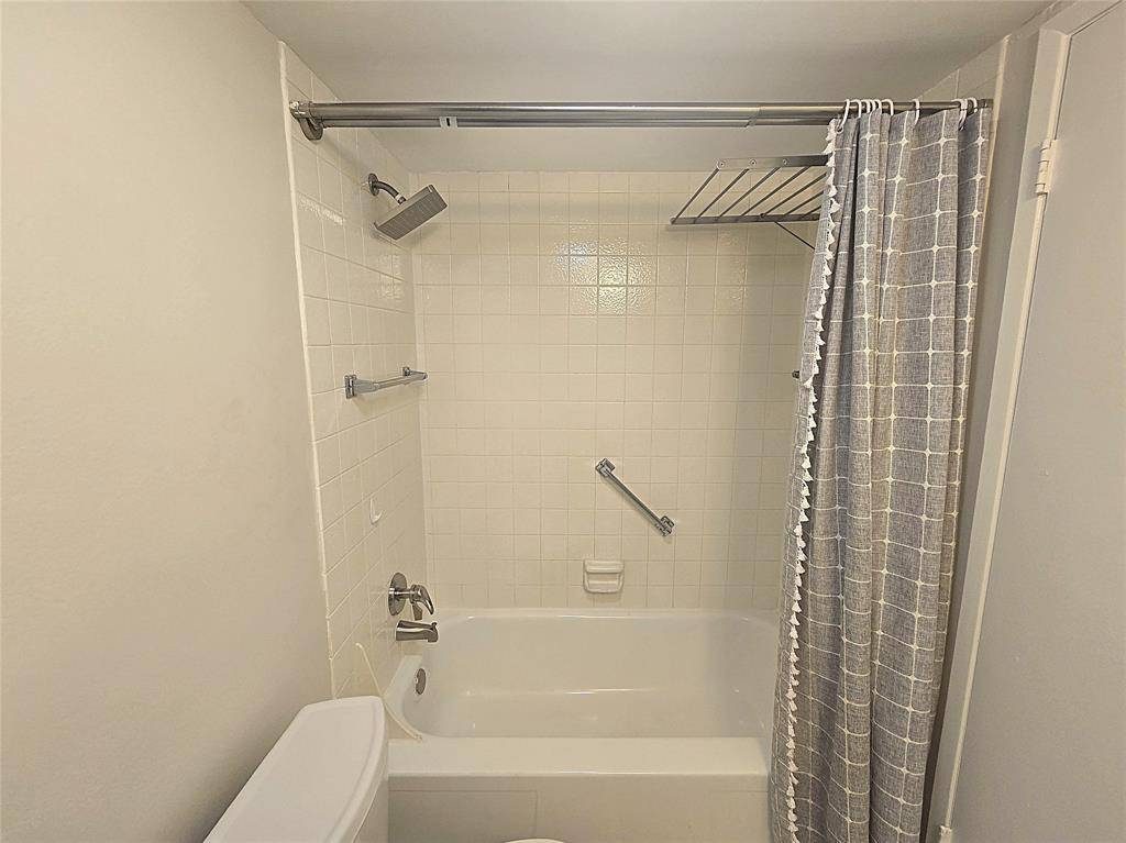 Coconut Creek, FL 33066,1107 Bahama Bnd #E1