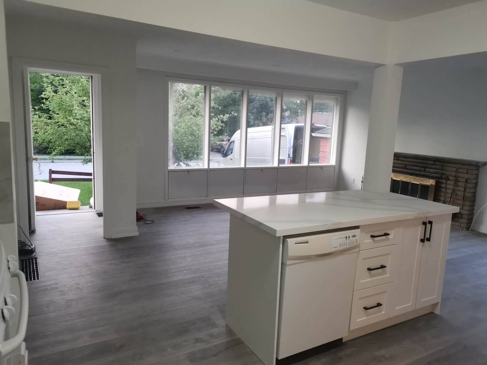 Richmond Hill, ON L4C 2H3,271 Conestoga AVE