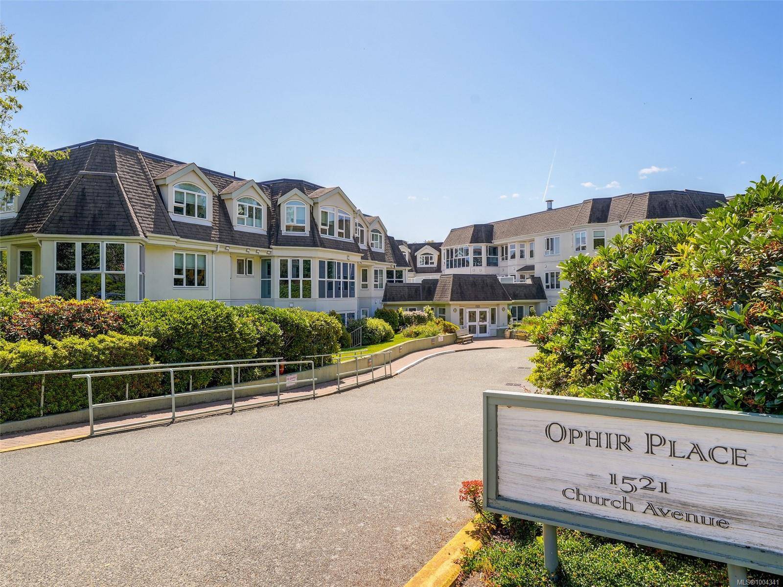 Saanich, BC V8P 5T2,1521 Church Ave #206