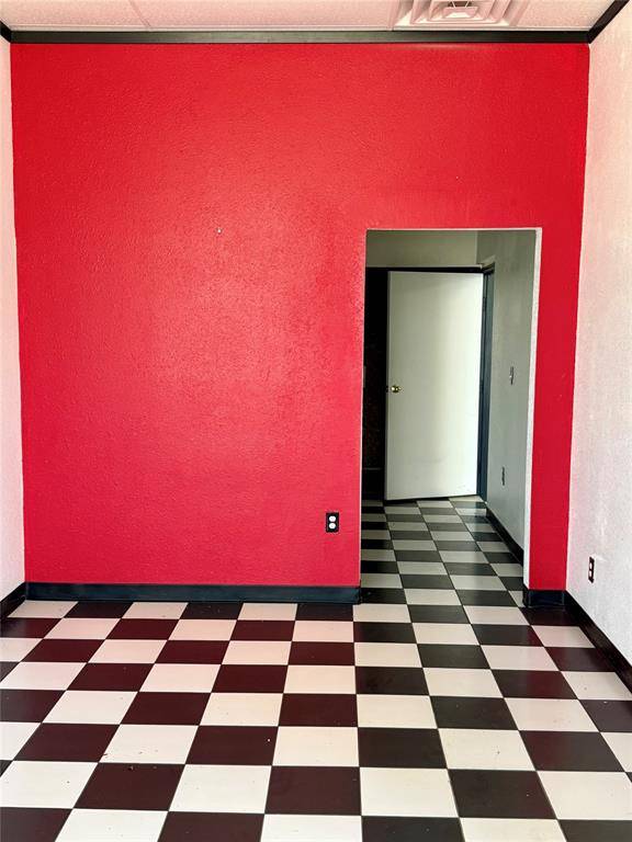 Hurst, TX 76053,1212 Melbourne Road