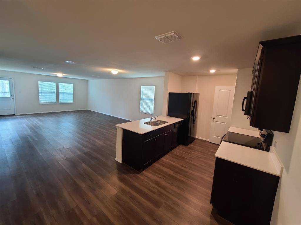 Dallas, TX 75227,4009 Renee Drive