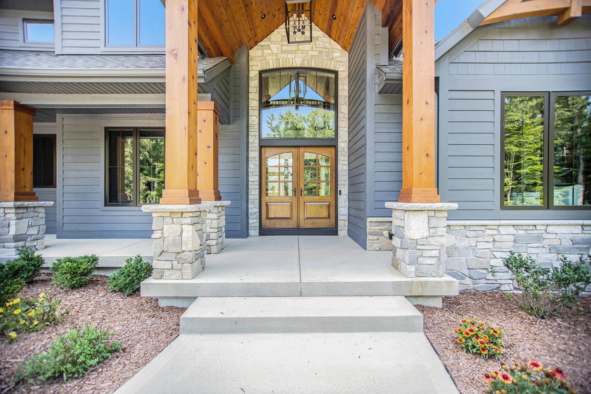 Zeeland, MI 49464,4574 34th ST