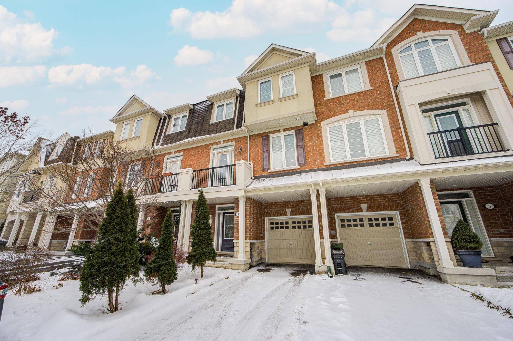 Toronto E04, ON M1L 0C6,7 Yates AVE