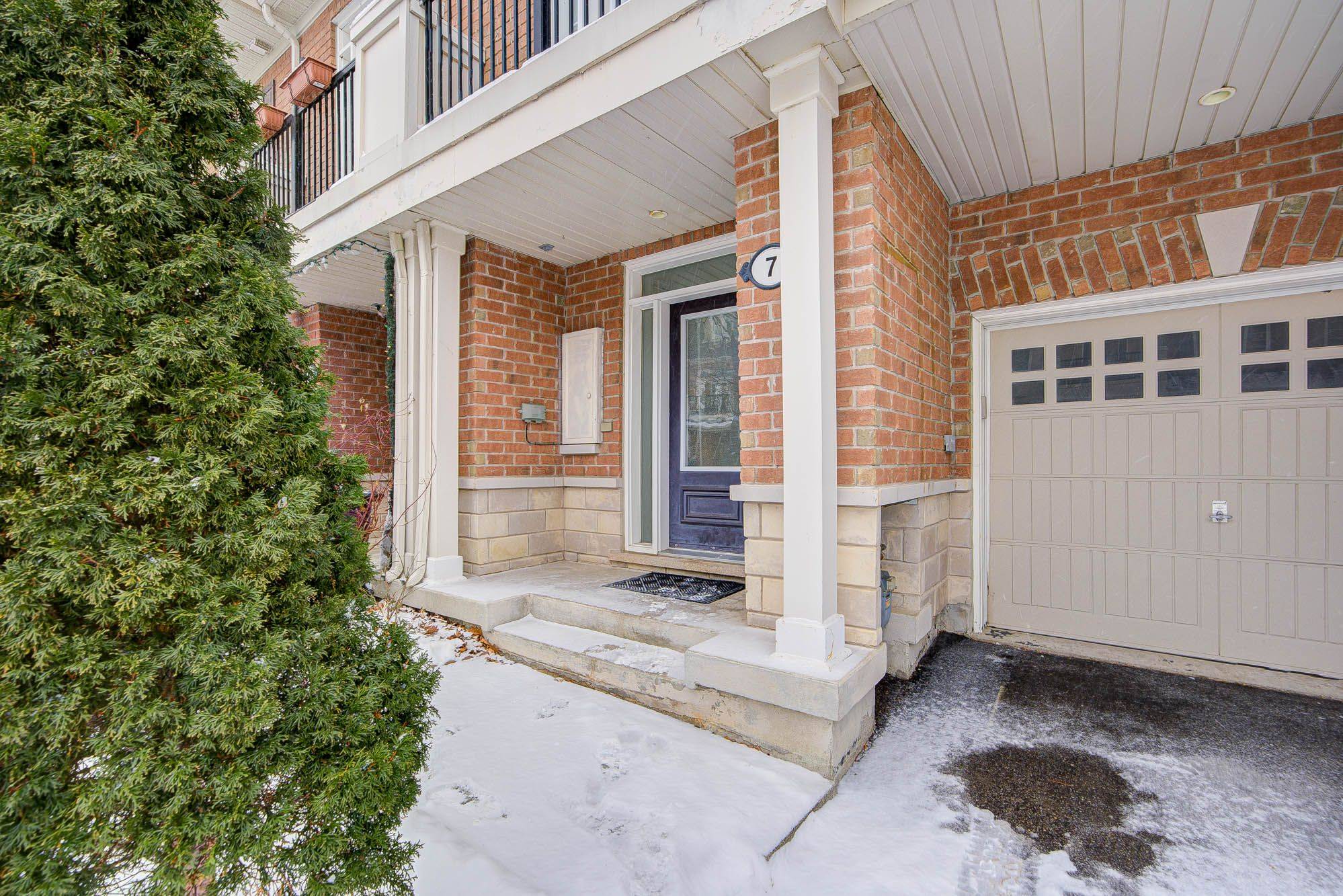 Toronto E04, ON M1L 0C6,7 Yates AVE