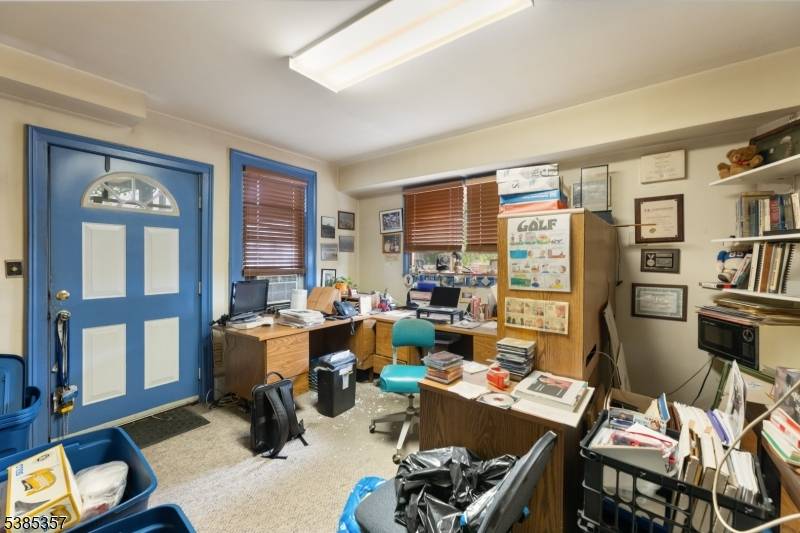 Somerville Boro, NJ 08876,35 W High St