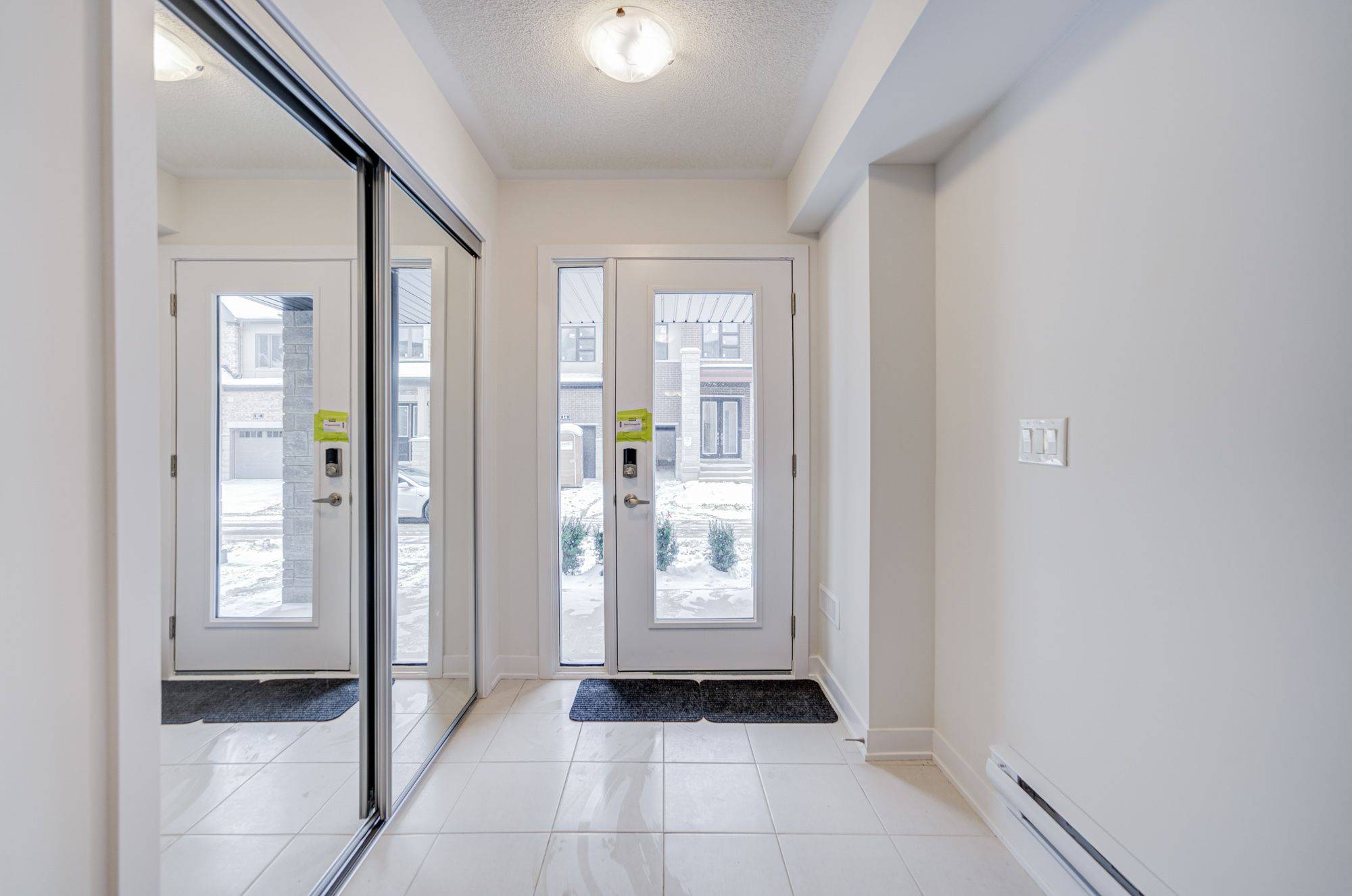 Markham, ON L3R 3X3,11 John Canning WAY