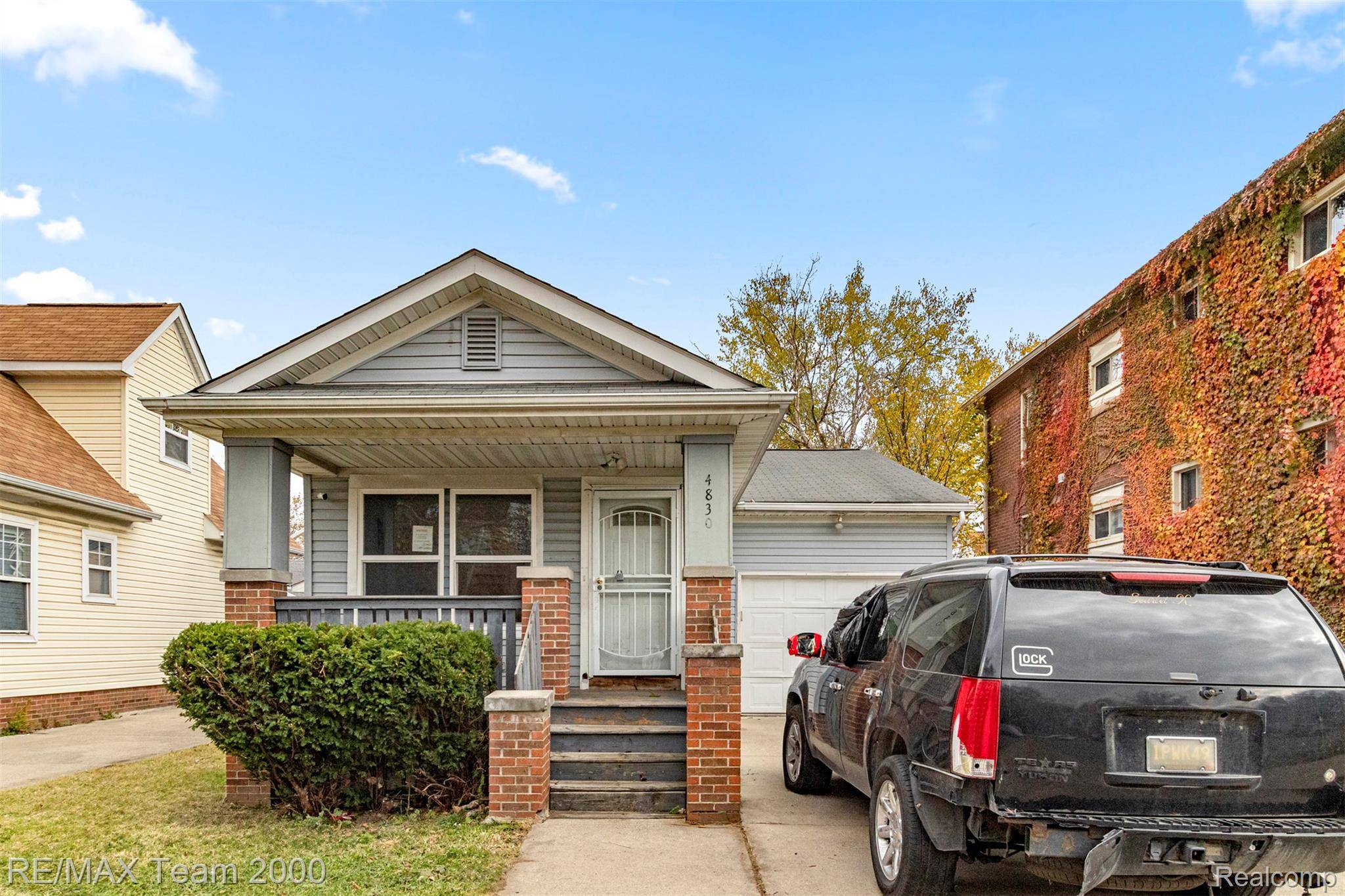 Detroit, MI 48215,4830 Dickerson ST