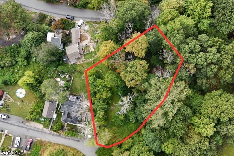 Stanhope Boro, NJ 07874,2 Robert Pl